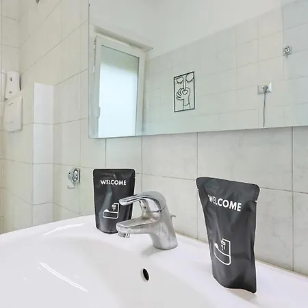Apartment La Vacanzetta By Rentbeat Rom